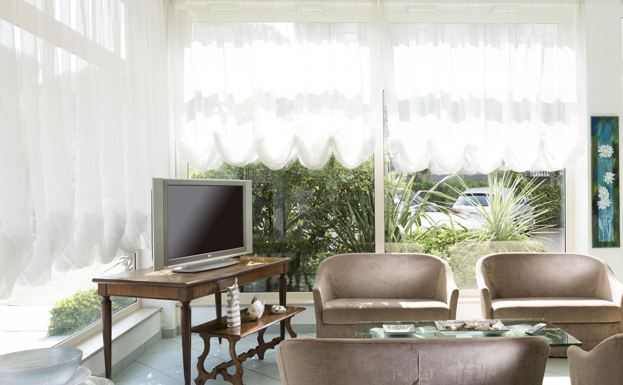 Hotel Mocambo Milano Marittima Ngoại thất bức ảnh